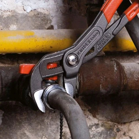 Knipex 87 01 560 US 22" XXL Cobra Water Pump Pliers